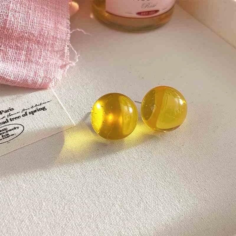 20mm Colorful Round Bead Stud Earrings Resin Transparent Bright Limpid Chuncy Bead Earrings for Women - color: Yellow