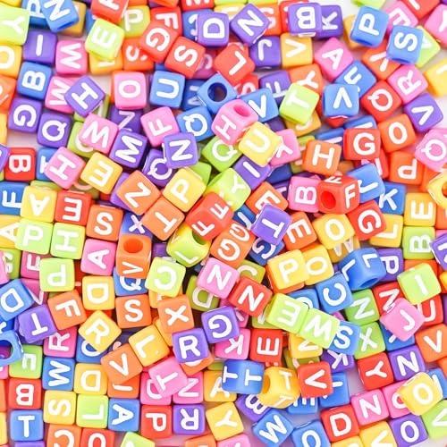 800Pcs Colorful and White Square Letter Pony Beads A-Z, 6X6mm Acrylic Cube Alphabet Beads for DIY Craft Making - color: White Letters Colored Beads