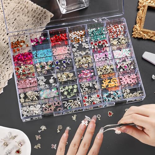 Noverlife 36 Grids Clear Plastic Jewelry Organizer Box, Nail Charm Holder Double Buckle Bead Organizer Storage Container Box, Empty Nail Box Organizer Earring Display Case Acrylic Bead Box for Women - size: 36 Grids - 1 Pack