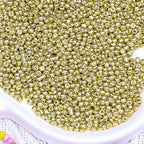 2000pcs Glass Seed Beads Bulk, 4mm 6/0 Mini Pony Spacer Small Individual Color Seed Beads for DIY Bracelet Necklaces Wrist Jewelry Making, Bright Gold - color: Bright Gold